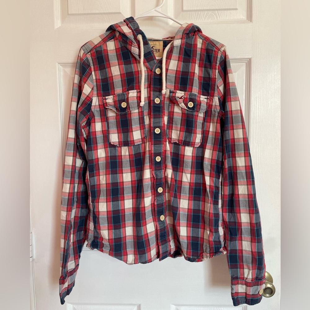 Hollister button down shirt with hood in checkered pattern